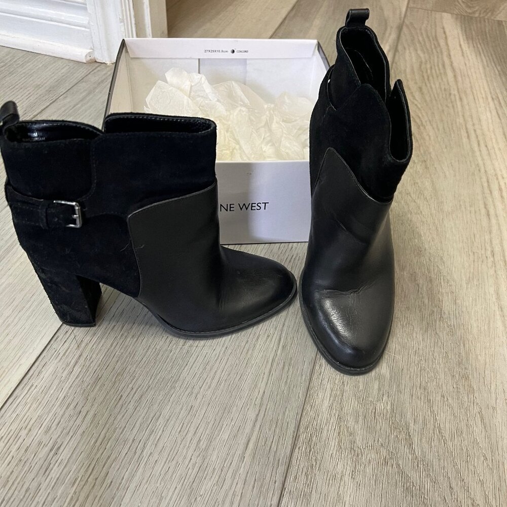 Nine West Women's Quinah Ankle Bootie Black Leather and Suede- 7-1/2